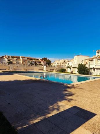 Duplex for sale on Barrio Nueva Torrevieja, Torrevieja photo 1