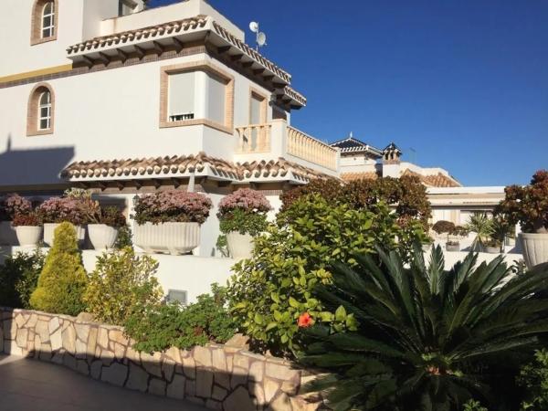 Chalet independiente en venta en Barrio Torreblanca, Torrevieja
photo 1