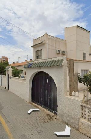 Четырехквартирный дом на продажу на  Calle Marcelina, 143 , Торревьеха photo 3