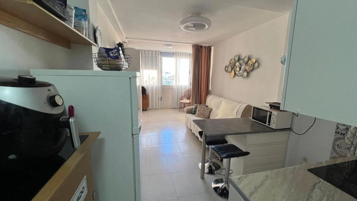 Sale of studio in Calle Paralela Estocolmo, 20, Torrevieja photo 2