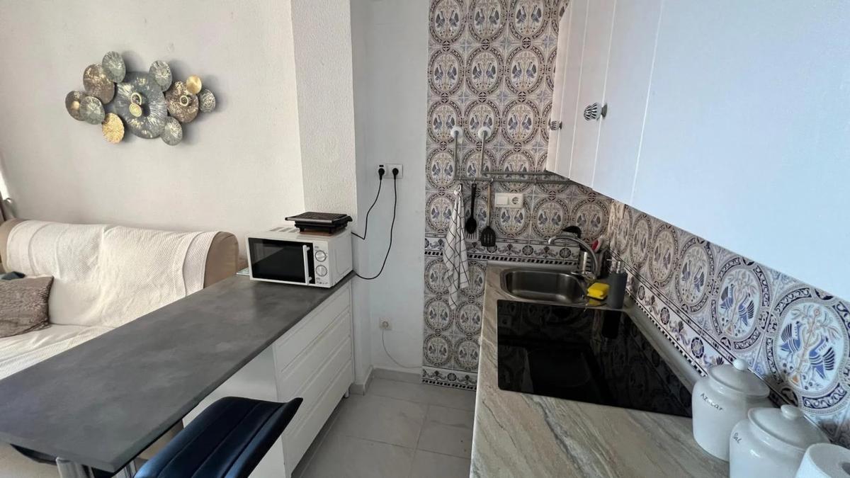 Sale of studio in Calle Paralela Estocolmo, 20, Torrevieja photo 5