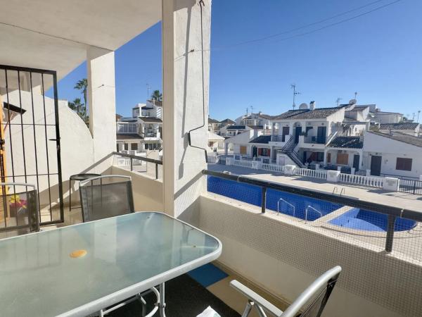 Venta de piso en Avenida Paris, 138, Torrevieja
 photo 1