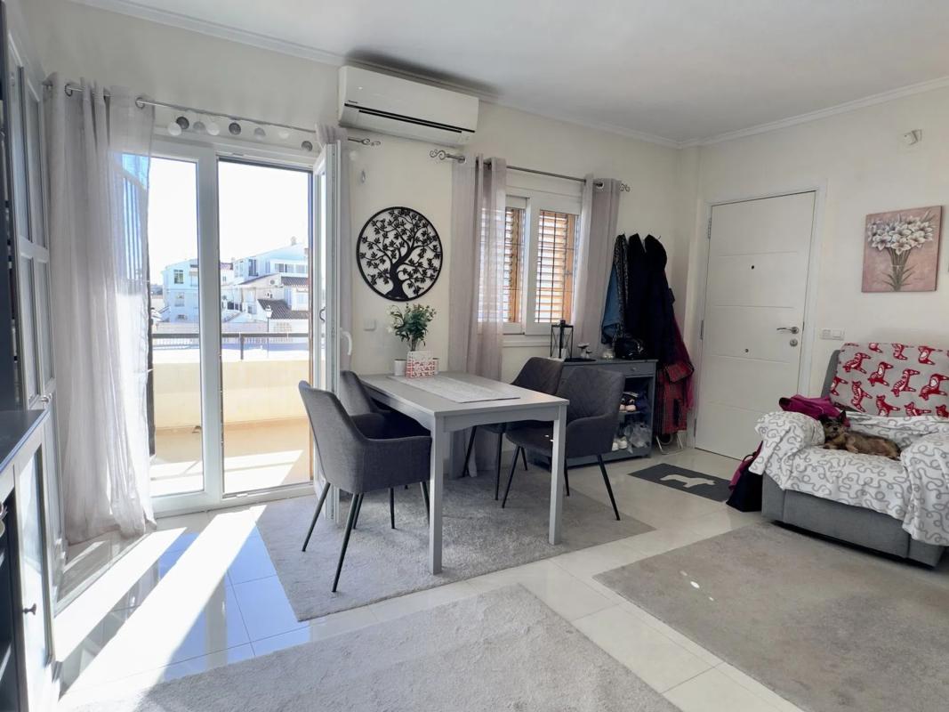 Продажа квартиры на Avenida Paris, 138, Торревьеха
photo 3