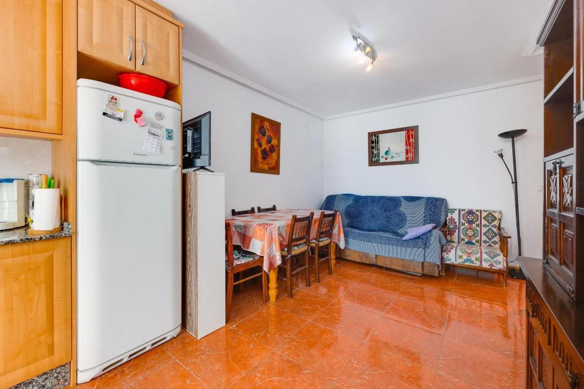 Venta de chalet independiente en Plaza del Cóndor, 8, Torrevieja
 photo 2