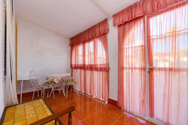 Independent chalet for sale in Plaza del Cóndor, 8, Torrevieja
 photo 2