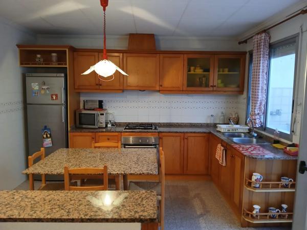 Chalet pareado en calle Suecia photo 1