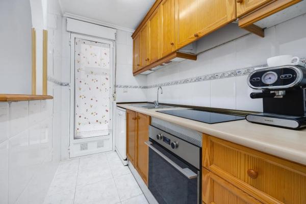 Venta de piso en Calle Camilo José Cela, 40, Torrevieja
 photo 4