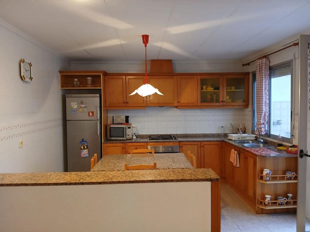 Properties for sale and rent in Spain photo 5