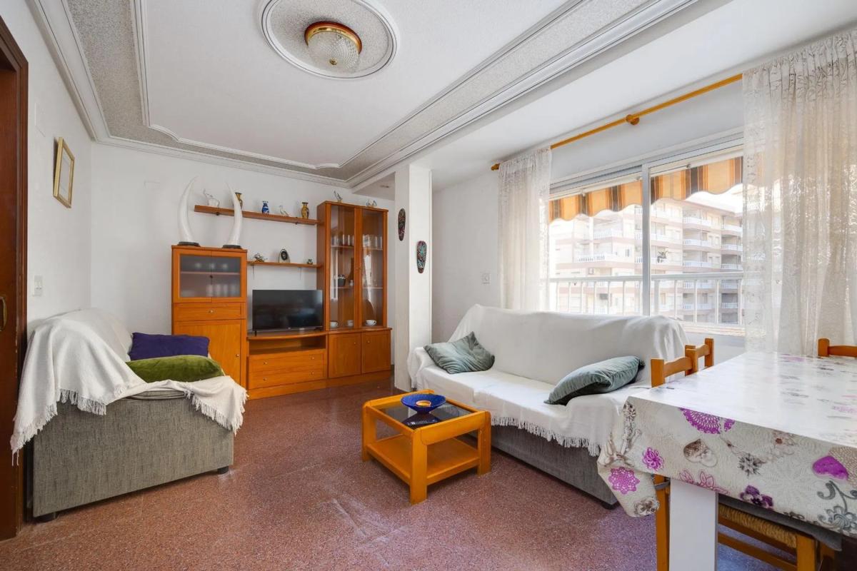 Venta de piso en Carretera de la Mata, 8, Torrevieja
photo 3
