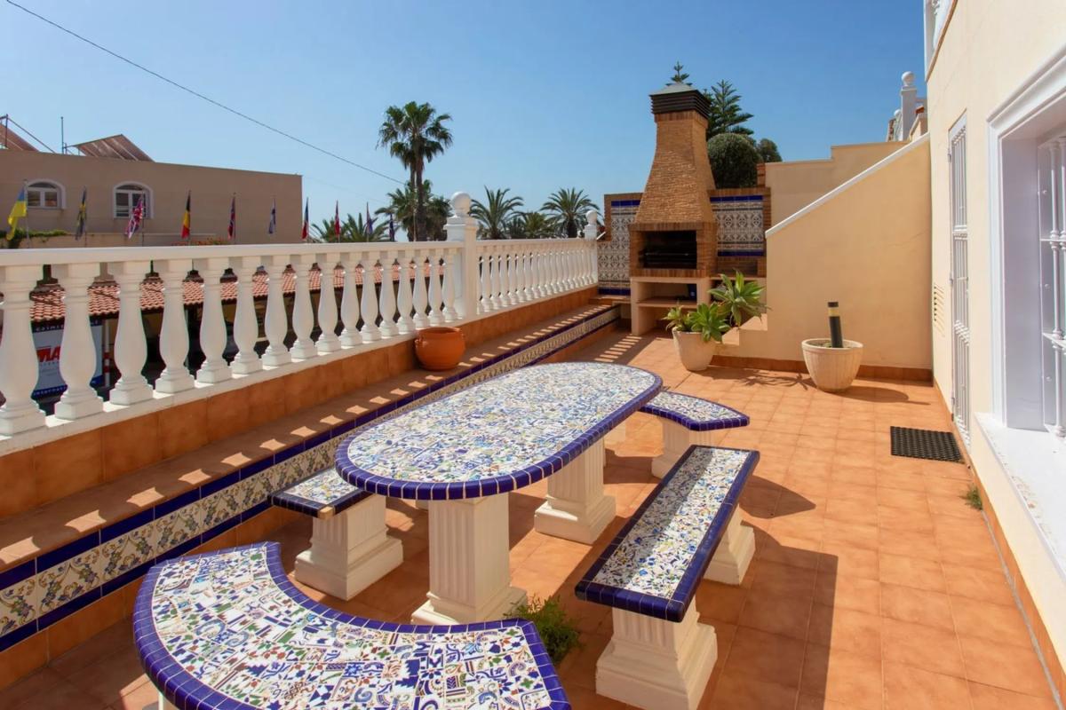 Venta de chalet independiente en Calle Lebeche, Torrevieja
 photo 2