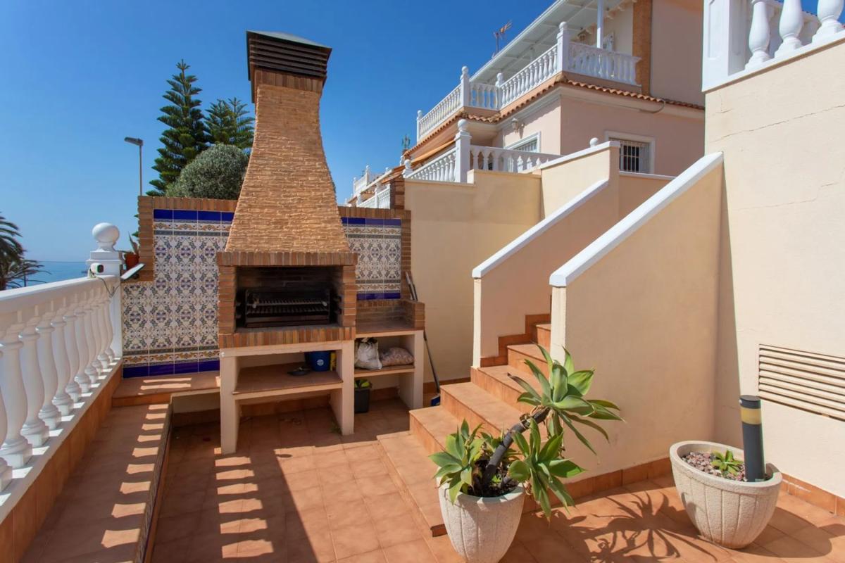 Venta de chalet independiente en Calle Lebeche, Torrevieja
 photo 3