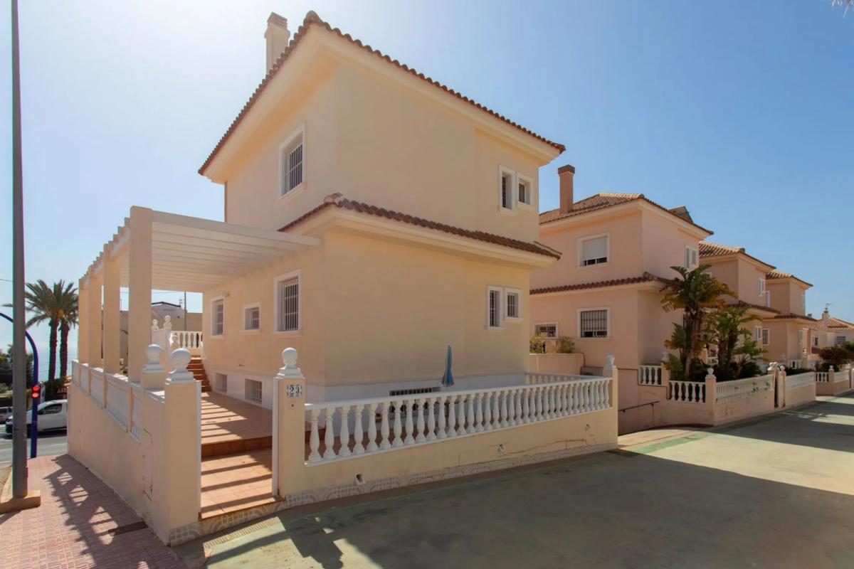 Venta de chalet independiente en Calle Lebeche, Torrevieja
 photo 5