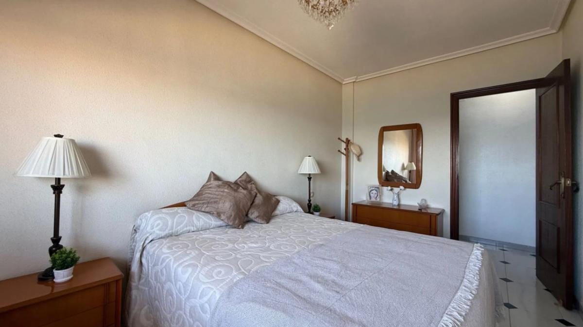 Venta de piso en Barrio Playa de los Locos, Torrevieja
photo 4