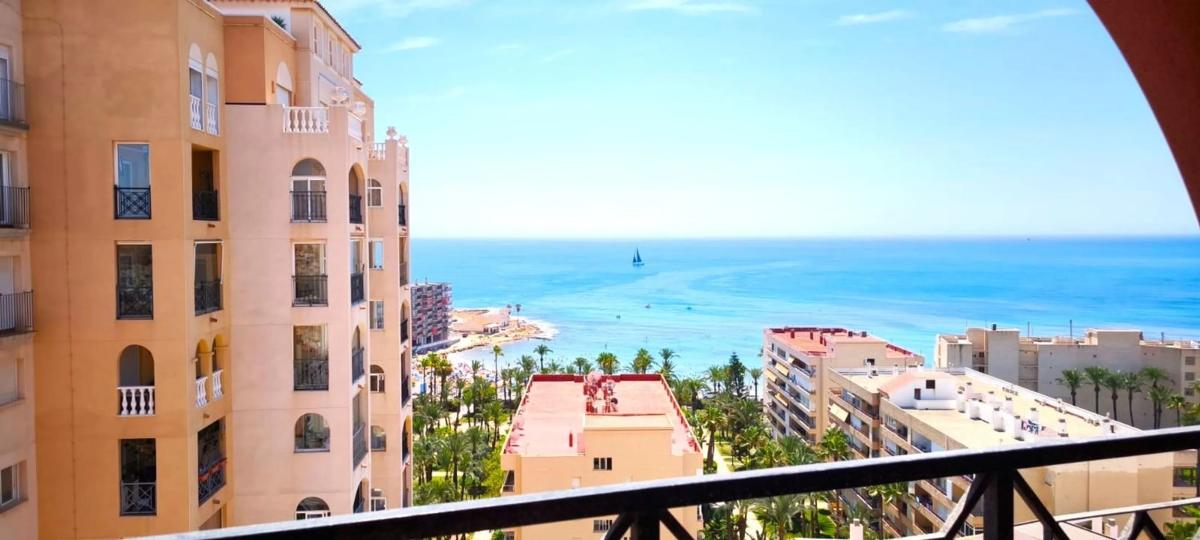 Sprzedaż mieszkania w Avenida Roentgen, Torrevieja
 photo 2