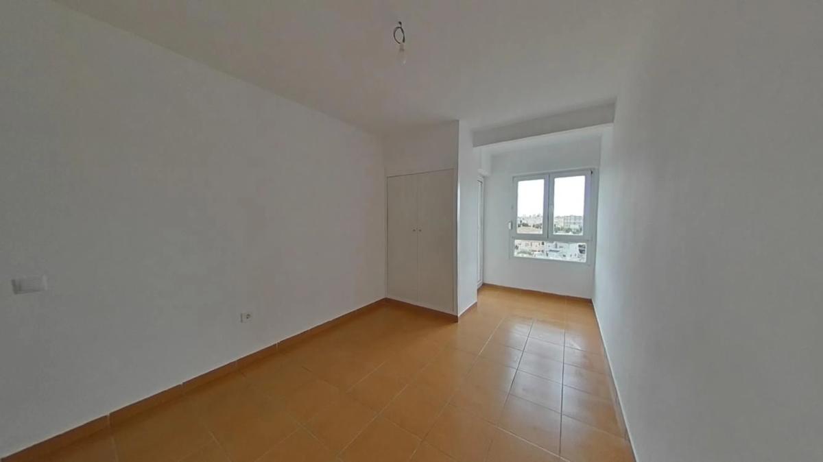 Venta de piso en Avenida Alfredo Nobel, Torrevieja
 photo 3