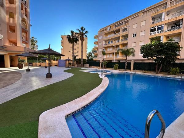 Venta de piso en Avenida Roentgen, 3, Torrevieja
 photo 2