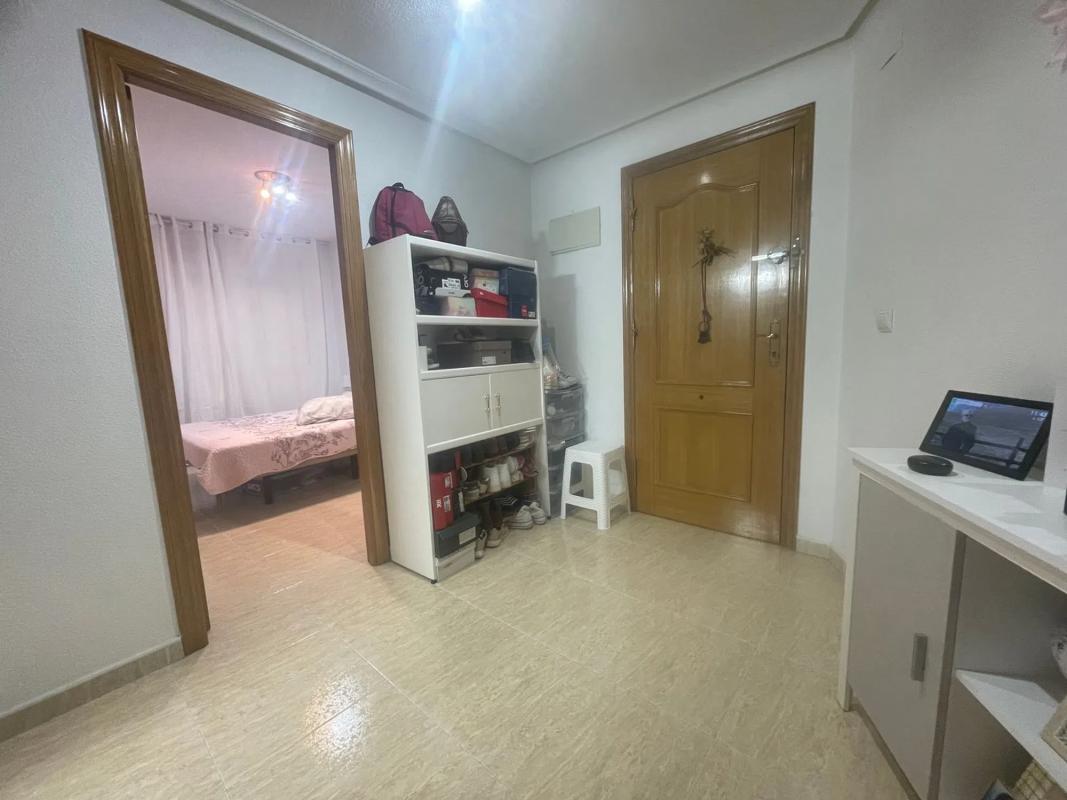 Venta de piso en Calle Mar Baltico, Torrevieja
 photo 2