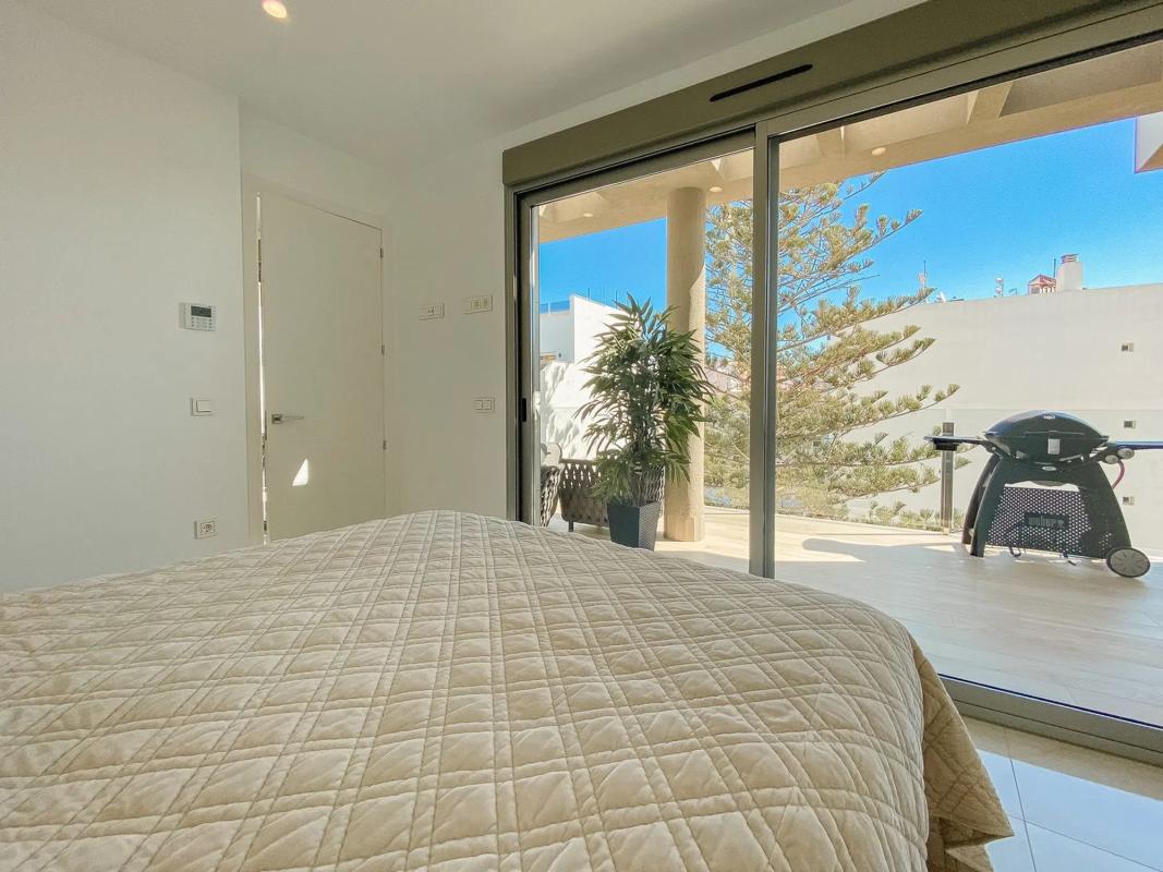 Penthouse sale in Avenida Doctor Mariano Ruiz Canovas, Torrevieja photo 2