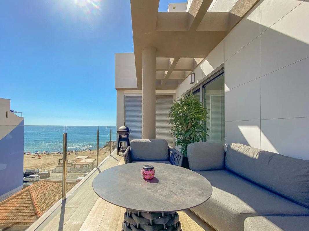 Penthouse sale in Avenida Doctor Mariano Ruiz Canovas, Torrevieja photo 3