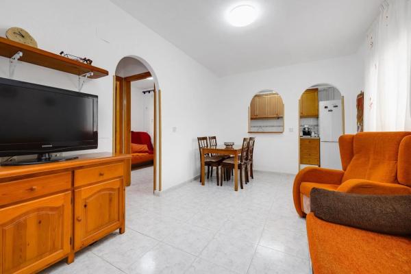 Venta de piso en Calle Camilo José Cela, 40, Torrevieja
thumbnail 2