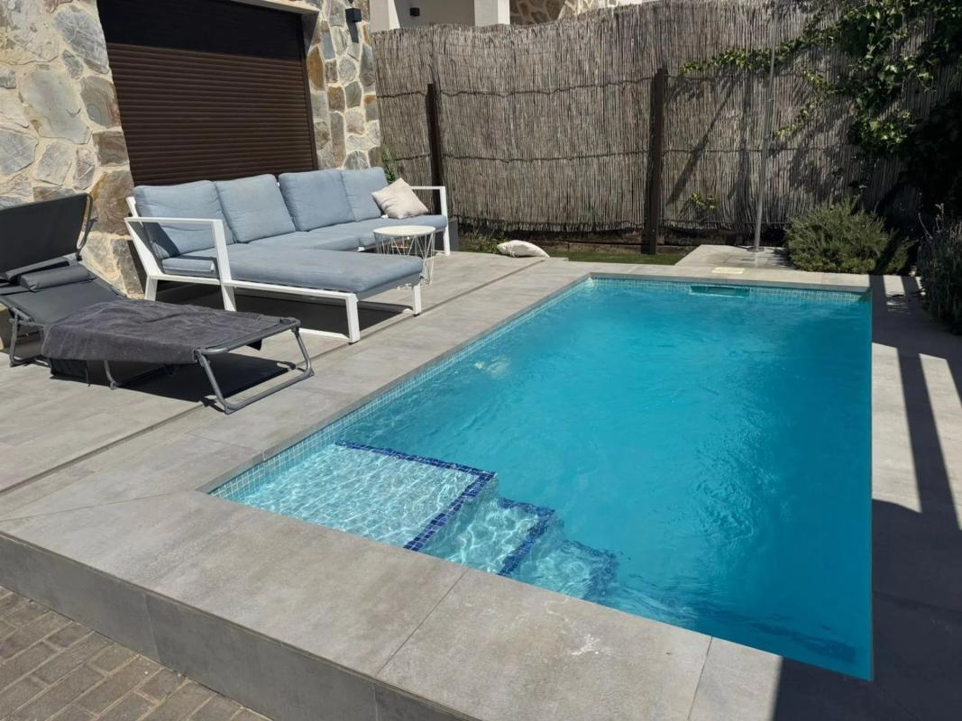 Sprzedaż niezależnego domku jednorodzinnego w Barrio Zona los Frutales, Torrevieja photo 2