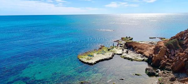 Chalet adosado en venta en Avenida Alfredo Nobel , Torrevieja thumbnail 1