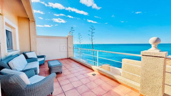 Chalet adosado en venta en  Avenida Alfredo Nobel , Torrevieja photo 4