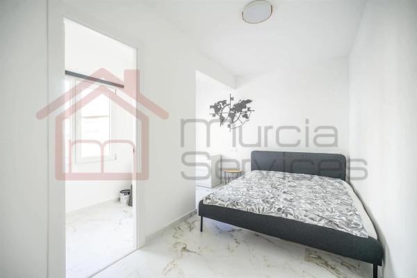 Продажа квартиры на Calle Caballero de Rodas, Торревьеха
photo 1