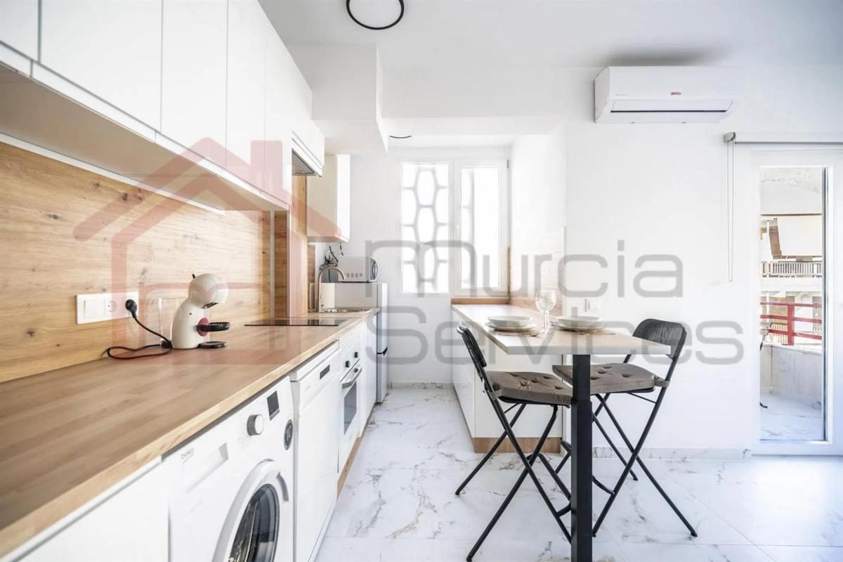 Venta de piso en Calle Caballero de Rodas, Torrevieja
photo 5