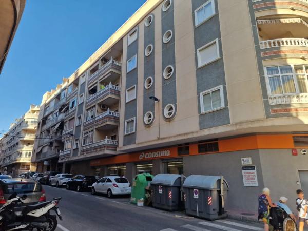Продажа квартиры на Calle Félix Rodríguez de la Fuente, 8, Торревьеха
thumbnail 1