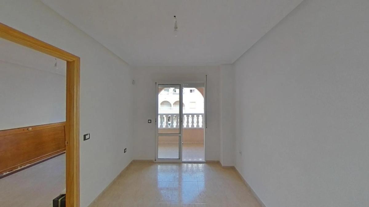 Venta de piso en Calle San Pascual, Torrevieja
 photo 4