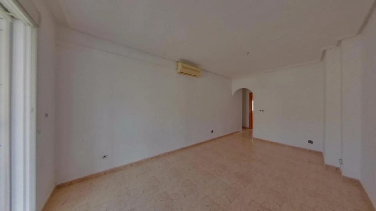 Sprzedaż mieszkania w Avenida Diego Ramírez Pastor, Torrevieja
photo 2