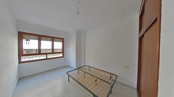 Продажа квартиры на Calle Goleta, Торревьеха
photo 1