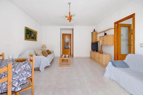 Продажа квартиры на Calle Félix Rodríguez de la Fuente, Торревьеха
photo 1