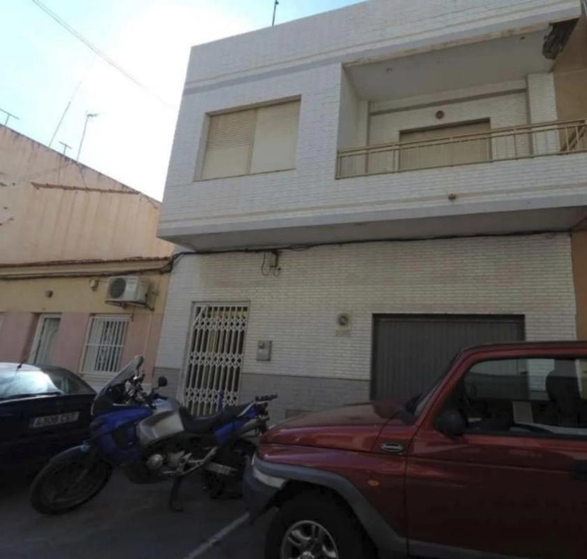 Venta de chalet independiente en Barrio Las Piscinas Naturales, Torrevieja
photo 2