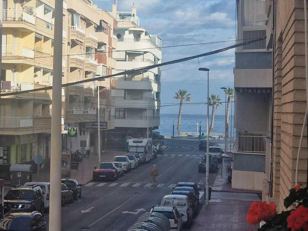 Venta de piso en Barrio Playa del Cura, Torrevieja
 photo 2