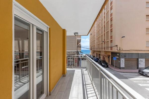 Продажа квартиры на Calle Timonel, 3, Торревьеха
 photo 3