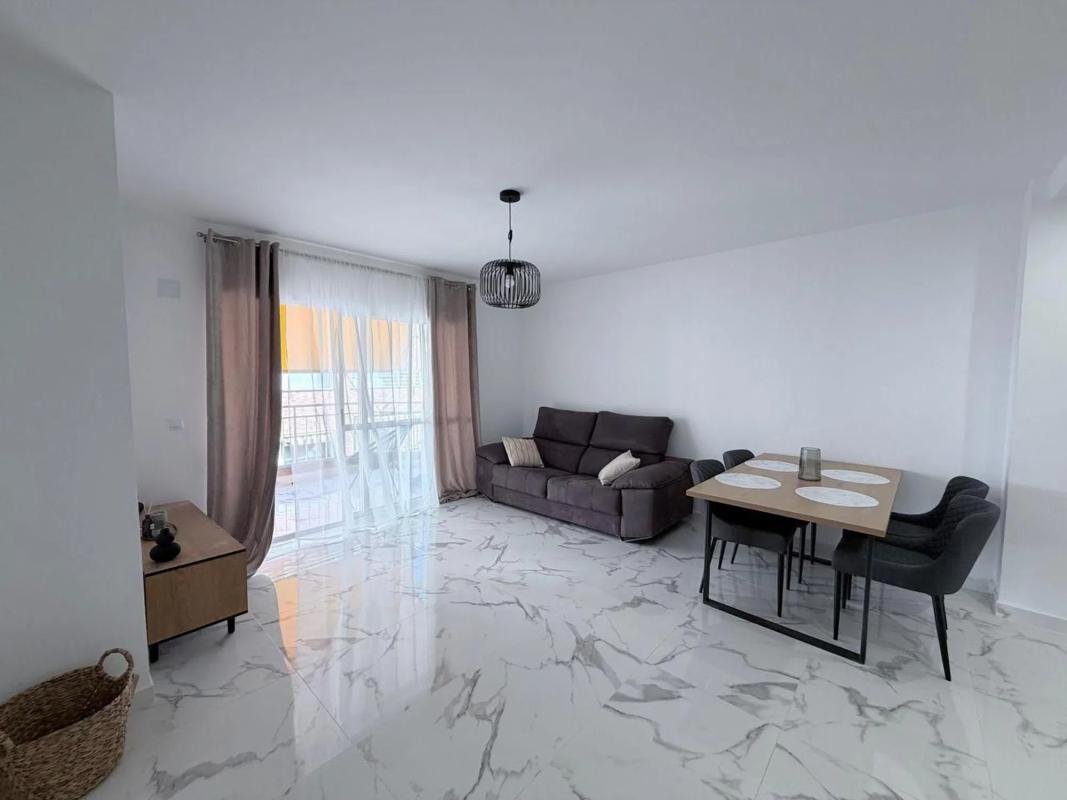 Venta de piso en Barrio Las Piscinas Naturales, Torrevieja
 photo 5