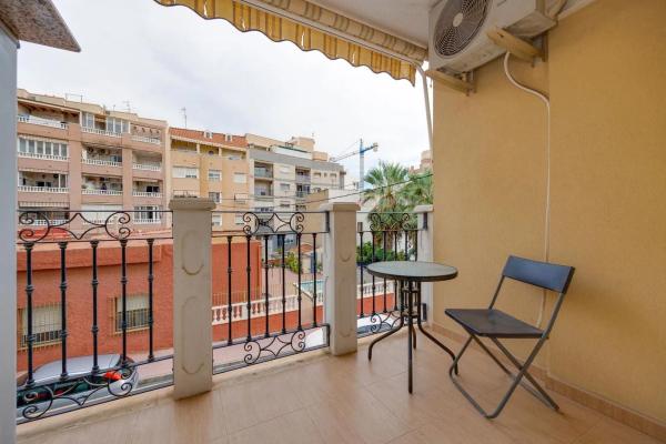 Продажа квартиры на Calle el Terremoto, 13, Торревьеха
photo 1