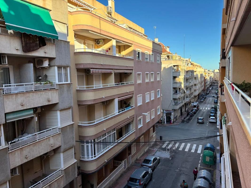 Sprzedaż mieszkania w Barrio Avenida Habaneras - Curva de Palangre, Torrevieja
photo 4