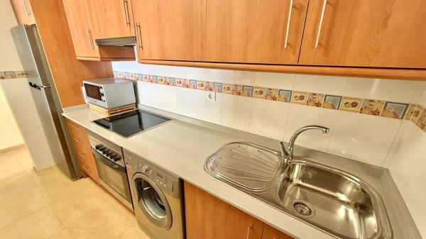 Продажа квартиры на Calle Capitán García Gea, Торревьеха
photo 1