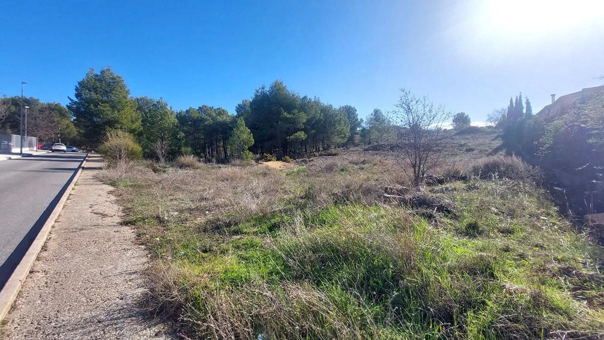 Terreno en venta en Biar, Alicante photo 3