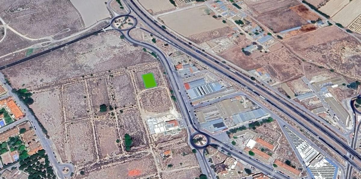 Terreno en venta en Villena, Alicante photo 1