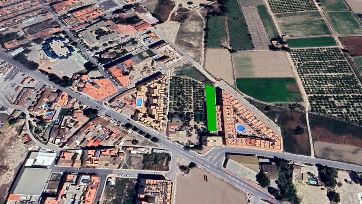 Terreno en venta en Almoradí, Alicante photo 1