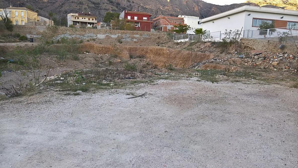 Terreno en venta en Orihuela, Alicante photo 1