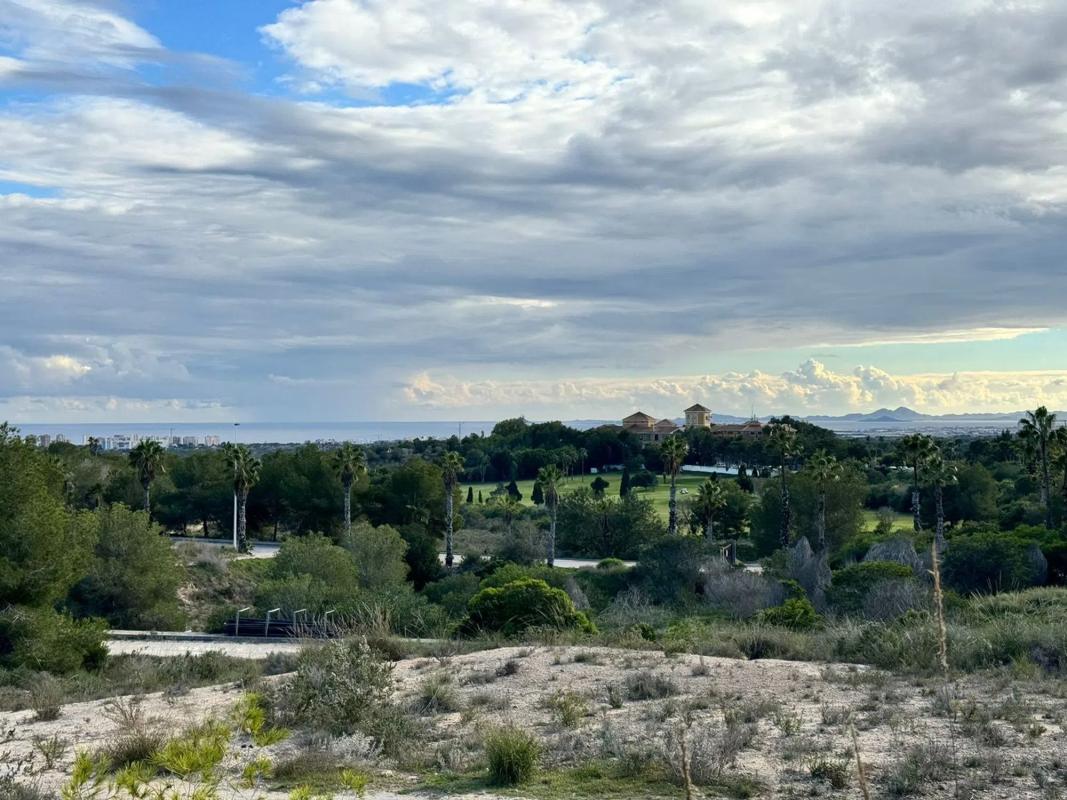 Terreno en venta en Orihuela, Alicante photo 1