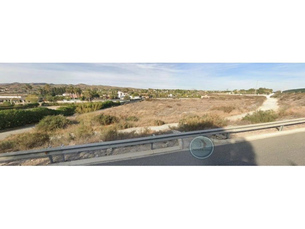 Terreno en venta en Elche / Elx, Alicante photo 1