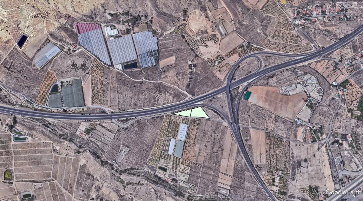 Terreno en venta en Elche / Elx, Alicante photo 2