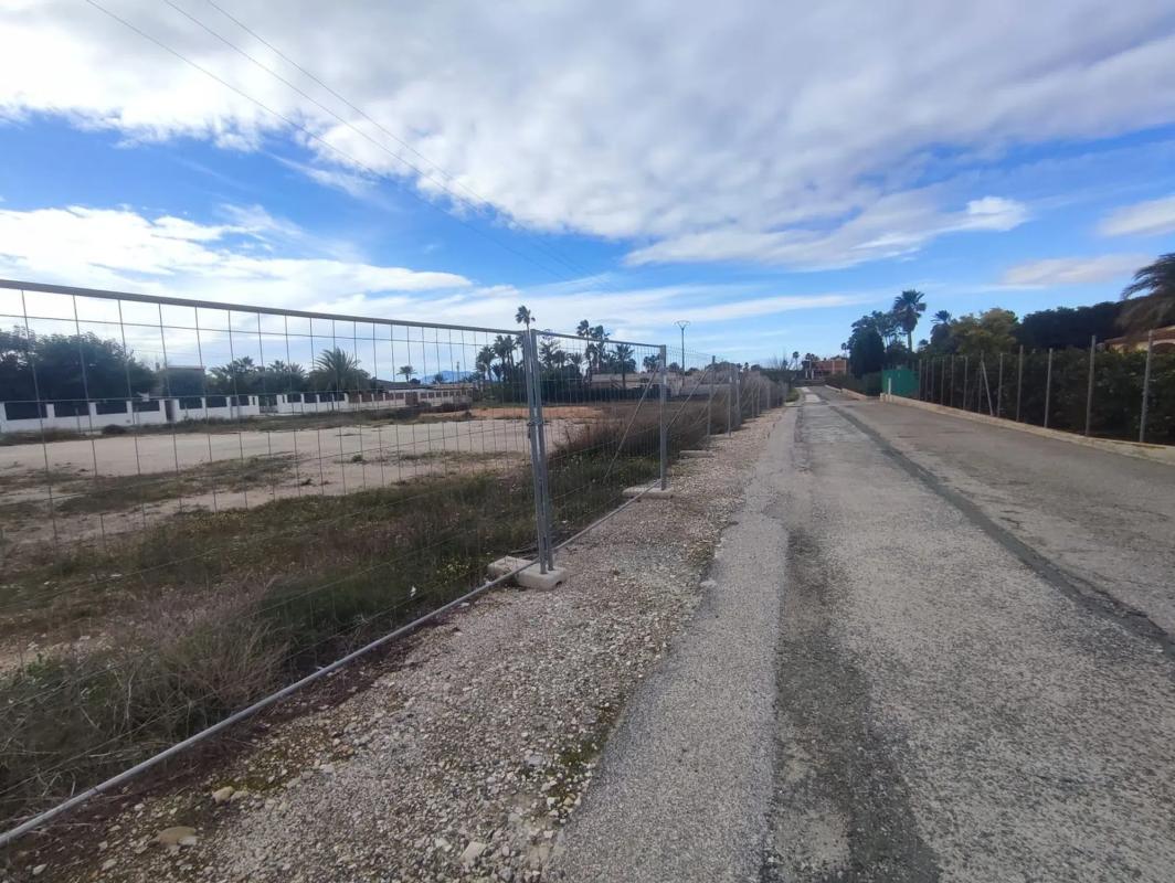 Terreno en venta en Elche / Elx, Alicante photo 5