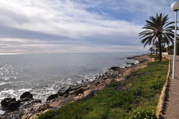 Terreno en Calas de Santa Pola este photo 1